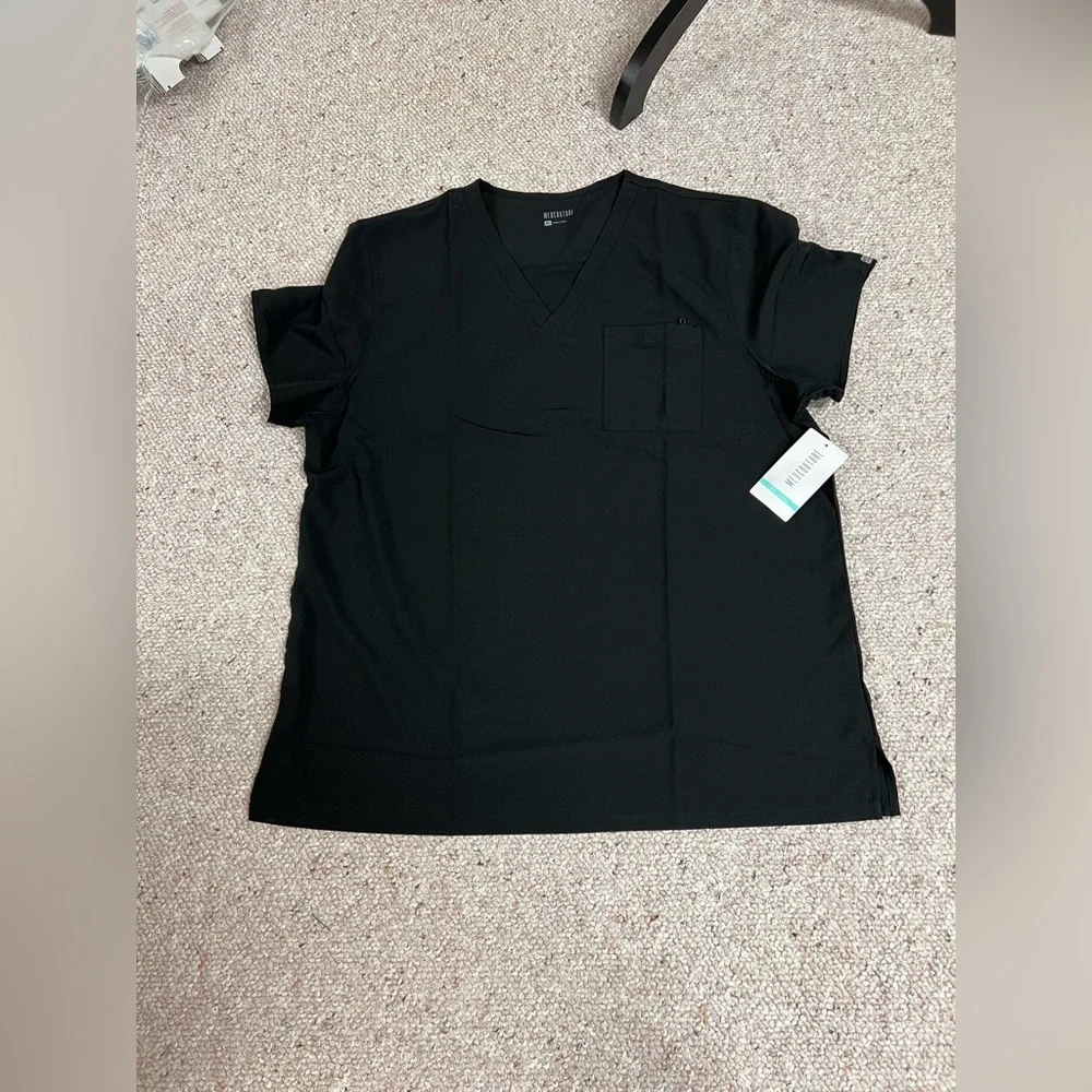 Mens medcouture NEW scrub top - Picture 2 of 6